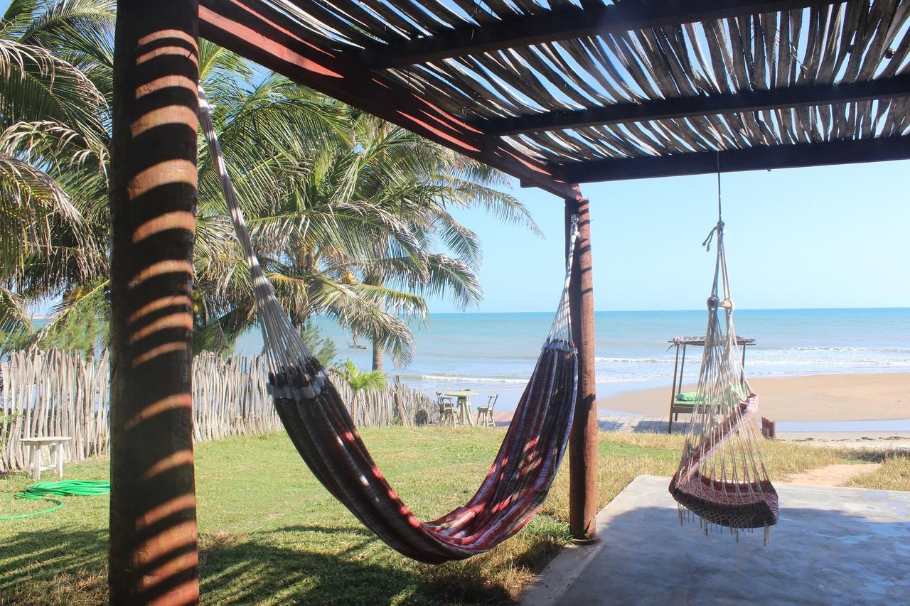 The Spot - Beachfront Sports Pousada إيكاري المظهر الخارجي الصورة