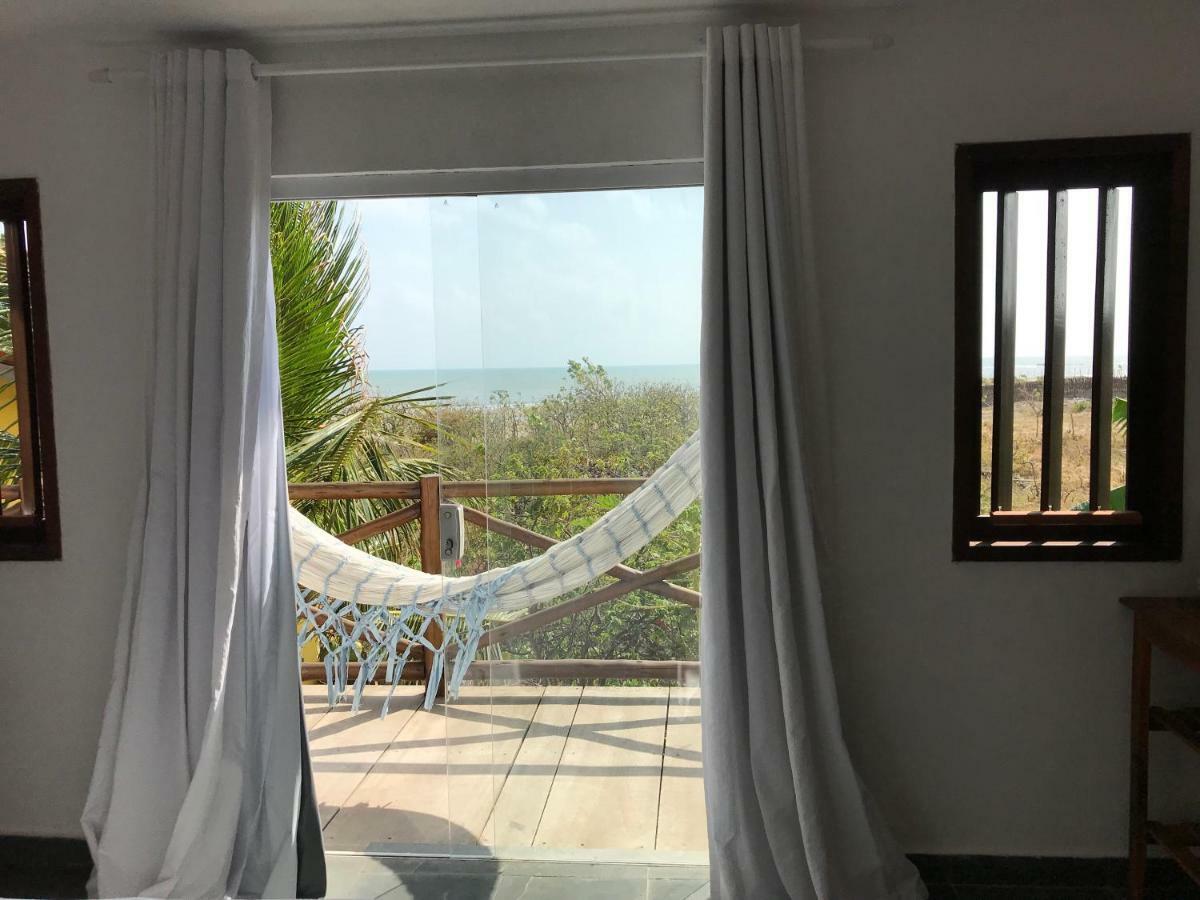 The Spot - Beachfront Sports Pousada إيكاري المظهر الخارجي الصورة
